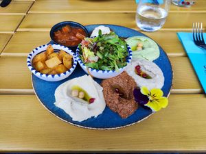 Vegan mezze plate at SimSim City in Zurich