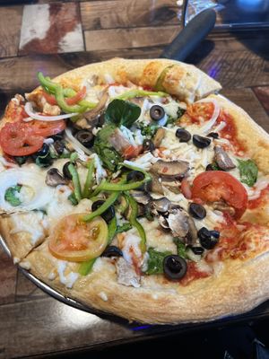 Veg Out vegan pizza   at Mellow Mushroom in Gatlinburg