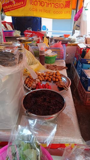 Noi 17 Vegetarian Food / เจ๊น้อย อาหาร 17 at Jae Noi 17 Vegetarian Food - เจ๊น้อย อาหาร 17 in Bangkok