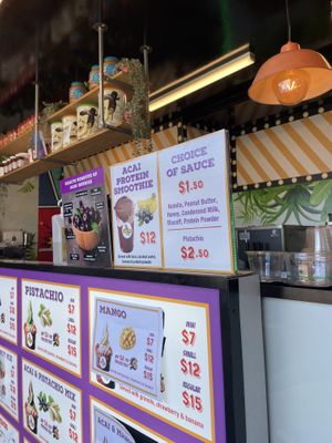 Only Açaí is vegan - other soft serve not   at Amazon Acai in Kogarah