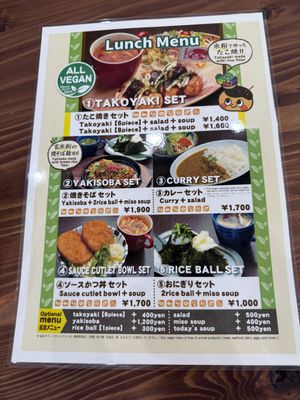 Lunch menu at Pivot BASE Cafe & Bar ＠Dotonbori in Osaka