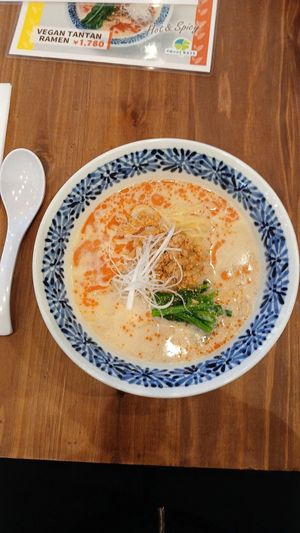 #Veganuary at Pivot BASE Cafe & Bar ＠Dotonbori in Osaka