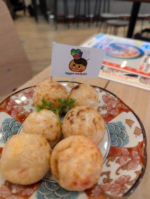  at Pivot BASE Cafe & Bar ＠Dotonbori in Osaka