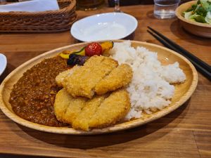Curry with soy cutlets at Pivot BASE Cafe & Bar ＠Dotonbori in Osaka