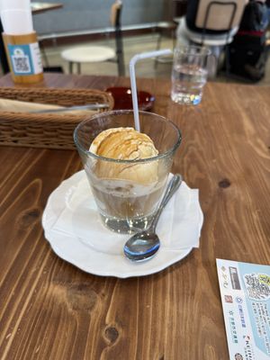 Affogatoo  at Pivot BASE Cafe & Bar ＠Dotonbori in Osaka