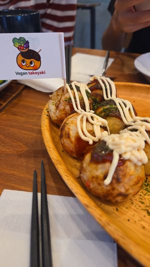  at Pivot BASE Cafe & Bar ＠Dotonbori in Osaka