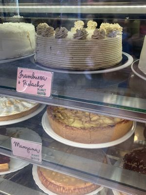 Their 2 vegan cake options at La Cocina de mi Vecina in Madrid