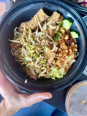 takeaway vegan bun chay  at Hoang Tofu in Bratislava