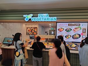 stall front  at Zuya Vegetarian - KK Hospital - 竹雅素食 in Central Singapore