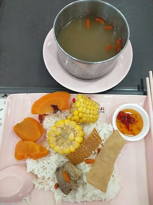 Old cucumber soup at Zuya Vegetarian - KK Hospital - 竹雅素食 in Central Singapore