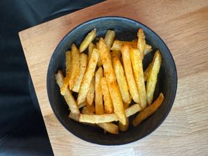 fermented (extra crispy) fries with smokey rub at Chef & Co in Prague