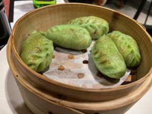 Vegan dim sum with vegetables and mushroom at Out of China in Barcelona