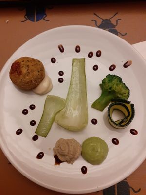 Polpetta di tofu con verdure at Scara e Beo in Cortona