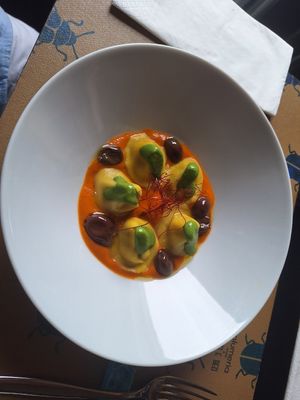 raviolo con Ripieno di Babaganoush at Scara e Beo in Cortona