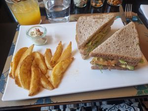 club sandwich at Scara e Beo in Cortona