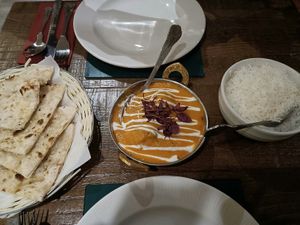 Garlic naan & whatever I had at Sanskruti Restaurant in Manchester