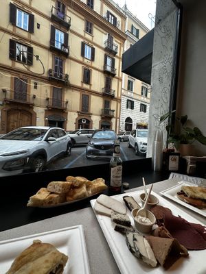 The house selection platter  at Fermaggio Bistrot & Store in Rome