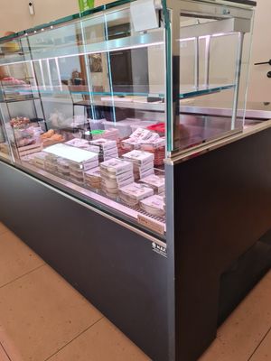 Vegan cheese at Fermaggio Bistrot & Store in Rome