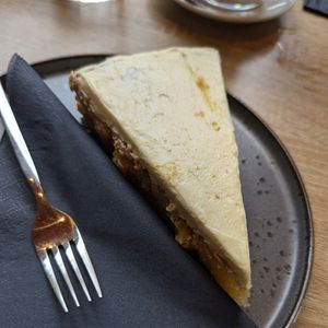 Bitterer Orangenkuchen at Kiwi Corner  in Mainz