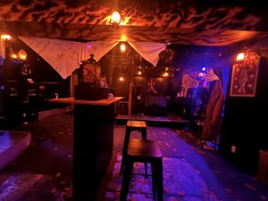 Vibe  at The Fire Bar in Osaka