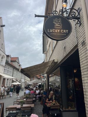   at Lucky Cat in Lueneburg