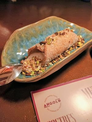 Cannoli siciliani 😮‍💨 at Angolo Pizza Napolitana  in Mexico City