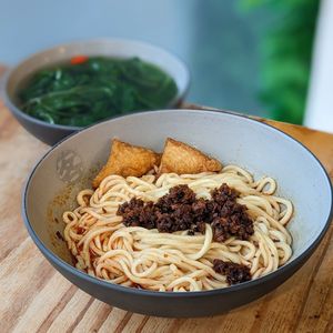 Vegan Dry Lao Gan Ma Dan Dan Noodles at Vegan Natural Bakery - 天然素食 in Central Singapore