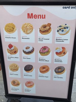 August Menü at Brammibal's Donuts - Eppendorfer Baum in Hamburg