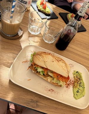 Vegan chicken sandwich and avocado toasts   at El Michi del Puerto in Tenerife