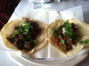 Tacos at Madre Mia in Chicago