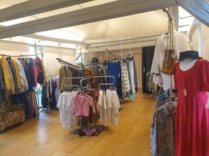 Vintage Laden im 1. Stock at Cafe Schmaus in Koenigsberg In Bayern