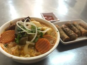 curry noodle soup & spring rolls for 25k VND at Thien Tam 5 in Da Lat