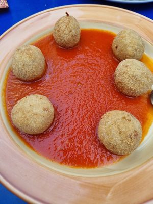 Banana balls with tomato sauce at Habanita in Sevilla