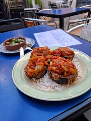  at Habanita in Sevilla