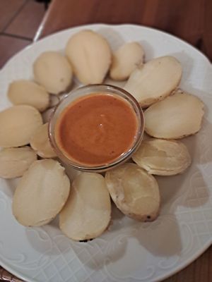 Papas con mojo at Habanita in Sevilla