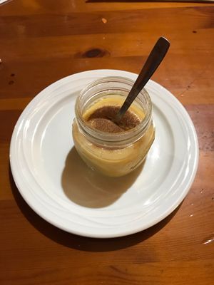 Natillas de manzana caramelizadas. (Vegano) at Habanita in Sevilla