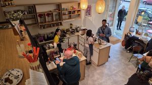   at Jen's Bing Café in Amsterdam