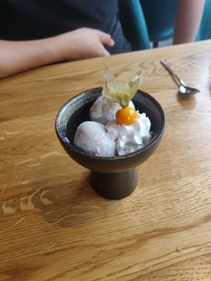 Mochi at Mandala in Bonn