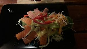 Salat with raw vegan salmon at Quchi - Sushi & Asian Fusion Kitchen in Leipzig