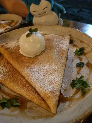 Crepe with vegan butter, vegan ice, salt and something like maple syrup at meguri coffee  in Nikko