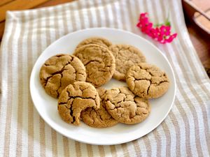 Ginger cookies   at Martha's Vegan Table in Sunrise