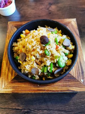 松茸松露蚕豆焖饭 at Xi Fusuba - 希府素吧 in Lijiang