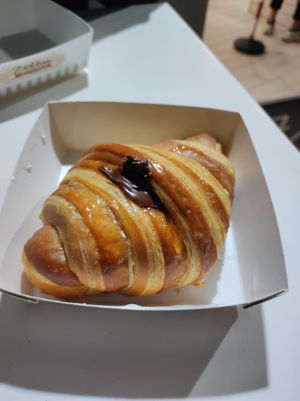 Cornetto Ischitano at Zio Rocco Lab Store in Naples