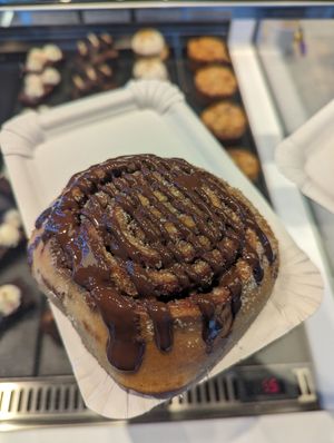 Chocolate bun at NORS Bakery (White Rabbit Bakery) in Duebendorf