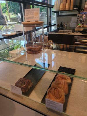 Rolls at NORS Bakery (White Rabbit Bakery) in Duebendorf