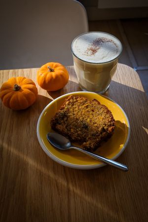 Chia latte & Carrot cake at JACO Coffee in Paris