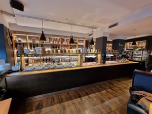 Counter at Sattgrün - Hafen in Dusseldorf