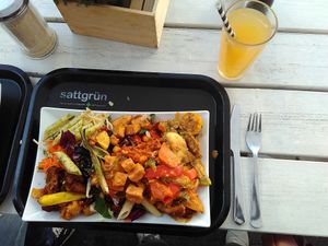 food from the buffet at Sattgrün - Hafen in Dusseldorf