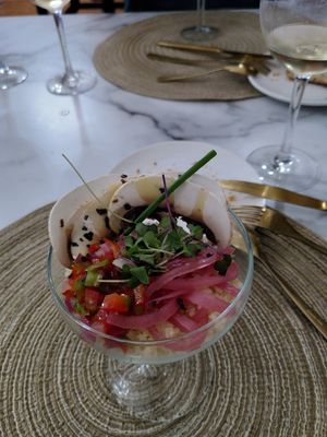 Coucous auf Rote Beete - Hummus - Teppich at Delta Hotel in Deltebre