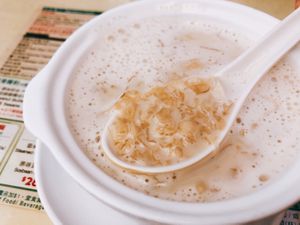 Snow fungus almond milk sweet soup at Jade Vegetarian - Jane Heart in Kowloon